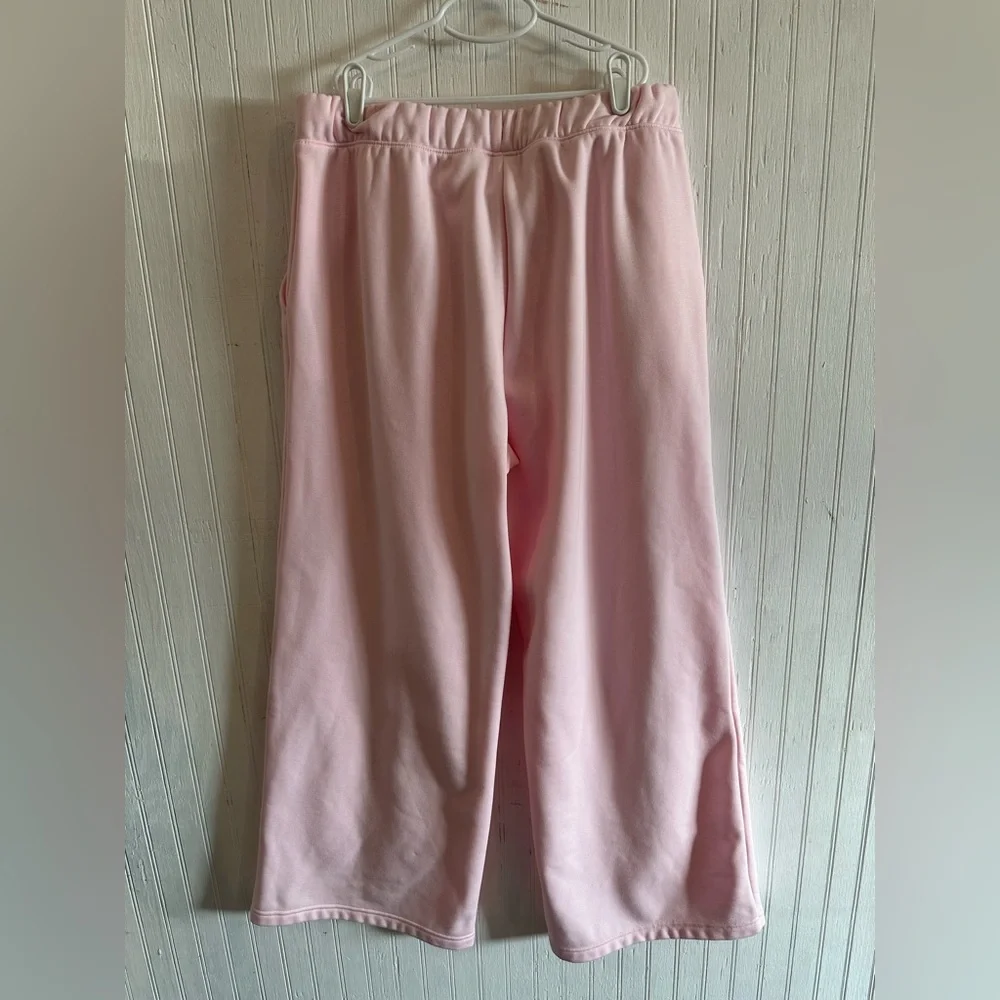 Fabletics Soft Pink Wide Leg Pants - Picture 5 of 5